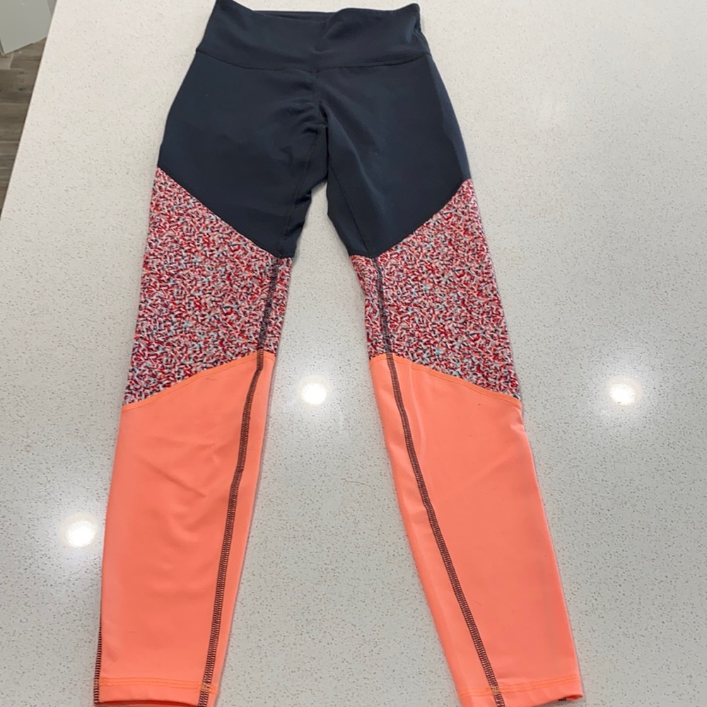 Old Navy Active Leggings